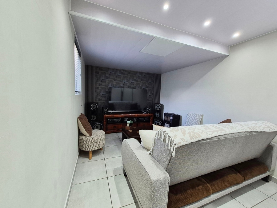 2 Bedroom Property for Sale in Klein Parys Western Cape